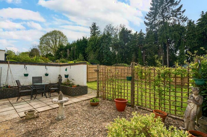 2 Bedroom Detached House For Sale In Botley, Oxford, OX2