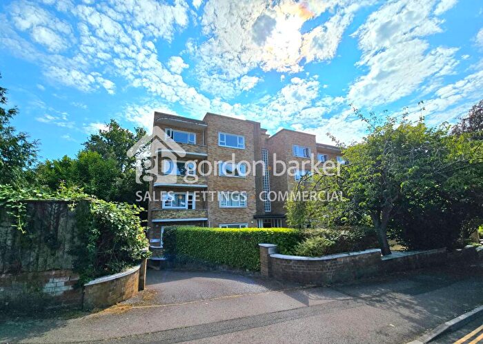 2 Bedroom Apartment For Sale In Barclay Mansions, St Valerie Road, Bournemouth, Bournemouth Christchurch Poole, BH2
