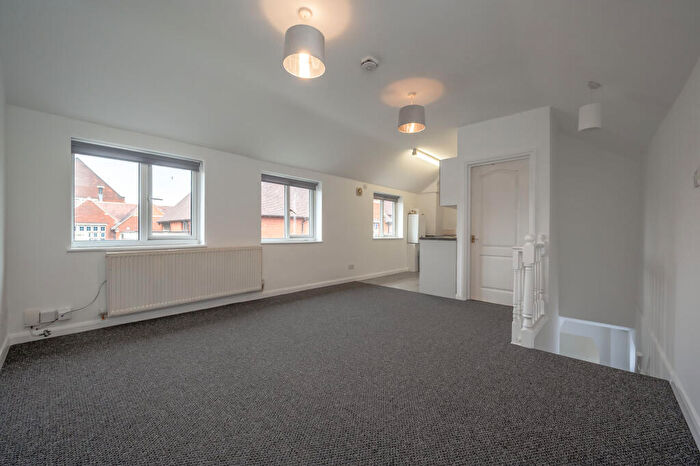 1 Bedroom Apartment To Rent In Park Road, Kettering, NN16