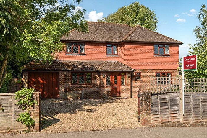 4 Bedroom Detached House For Sale In Fettes Road, Cranleigh, GU6