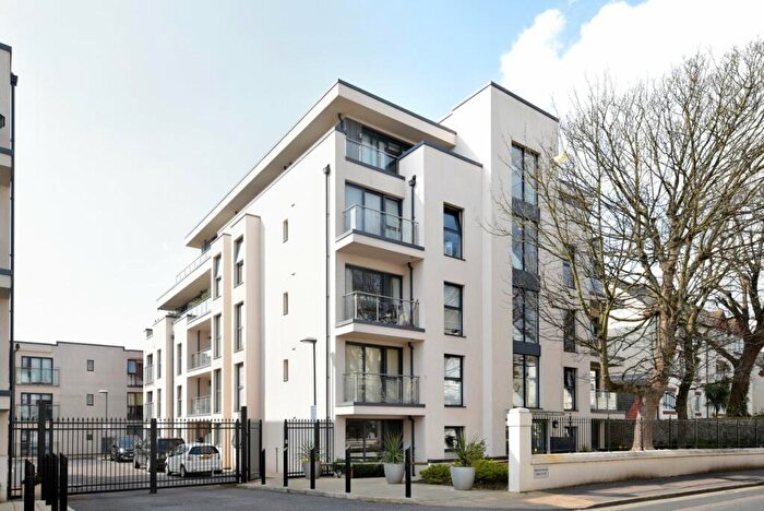 1 Bedroom Flat For Sale In Dyke Road, Brighton, East Sussex, BN1