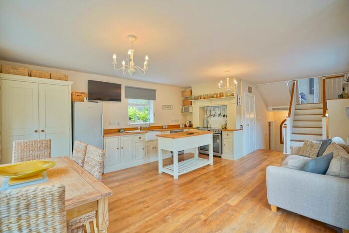 4 Bedroom Detached House For Sale In Highgate, Main Street, Old Weston, Huntingdon, Cambridgeshire, PE28