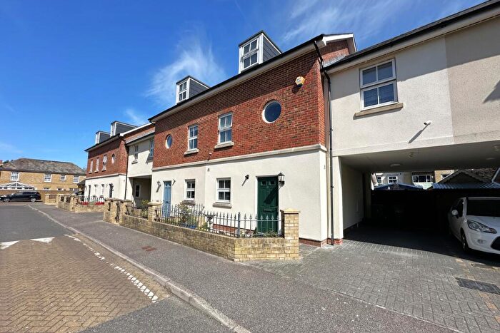 4 Bedroom Town House For Sale In Ardent Avenue, Deal, CT14