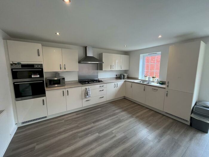 5 Bedroom House To Rent In Snowley Park, Whittlesey, Peterborough, PE7