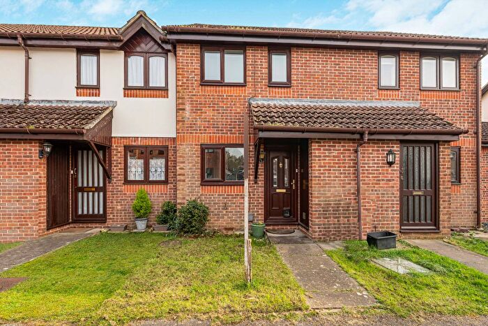 2 Bedroom Terraced House For Sale In Belverdere Place, Petersfield, Hampshire, GU32