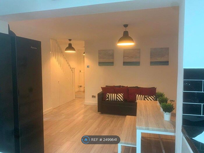 5 Bedroom Terraced House To Rent In St. Mary's Road, London, E10