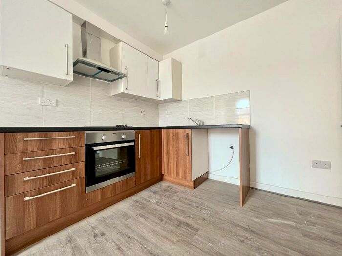 1 Bedroom Flat To Rent In Brigstock Road, Thornton Heath, Surrey, CR7