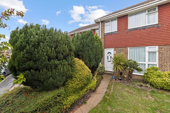 3 Bedroom End Of Terrace House For Sale In St. Martins Crescent, South Heighton, BN9