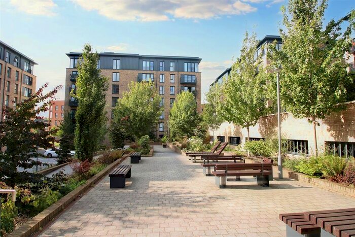 1 Bedroom Flat For Sale In Dorking Grove, Edgbaston, Birmingham, B15