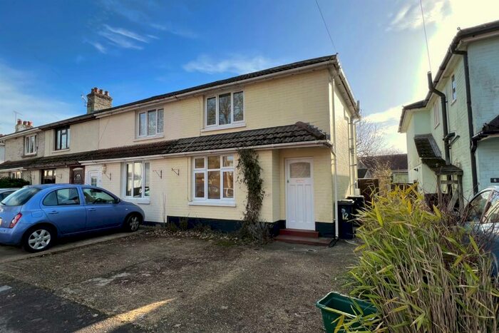 2 Bedroom Semi-Detached House To Rent In Wimborne, BH21