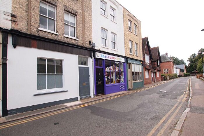 1 Bedroom Flat To Rent In West Street, Ewell, KT17