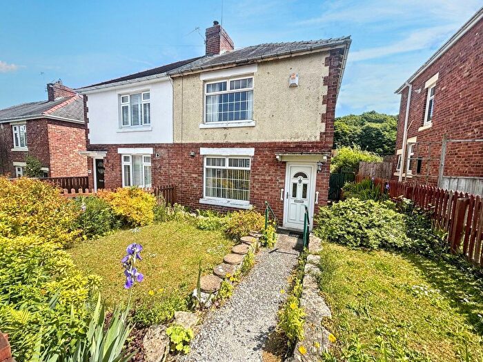 2 Bedroom Semi-Detached House For Sale In Lilac Crescent, Burnopfield, Newcastle Upon Tyne, NE16
