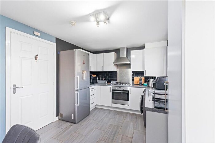 3 Bedroom End Of Terrace House For Sale In Aspen Drive, Gorebridge, EH23