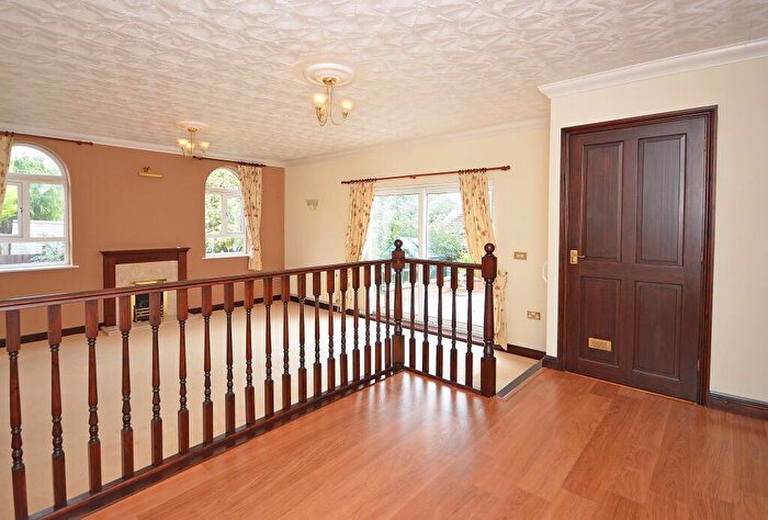 3 Bedroom Detached Bungalow For Sale In East Langham Road, Raunds, NN9