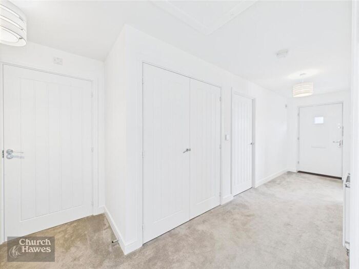 2 Bedroom Bungalow For Sale In Defiant Drive, Maldon, CM9