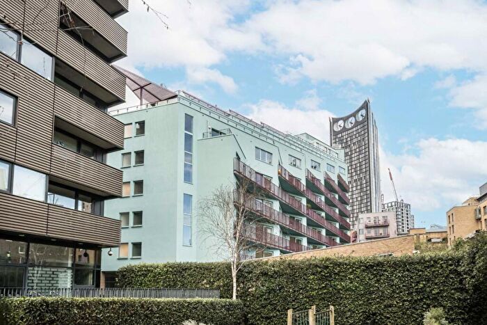 2 Bedroom Flat To Rent In Steedman Street, Elephant & Castle, SE17