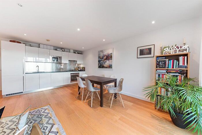 2 Bedroom Flat To Rent In Abbey Road, St John's Wood, NW8