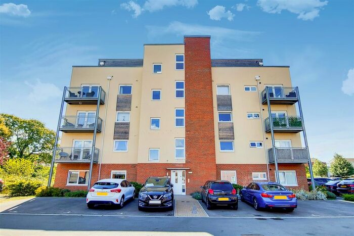 1 Bedroom Flat To Rent In Darwin Avenue, Dartford DA1