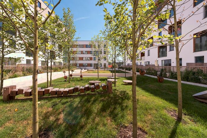 2 Bedroom Flat To Rent In Capitol Way, Edgware, NW9