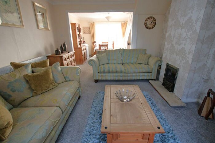 1 Bedroom Flat For Sale In Roe Lee Park, Blackburn, BB1