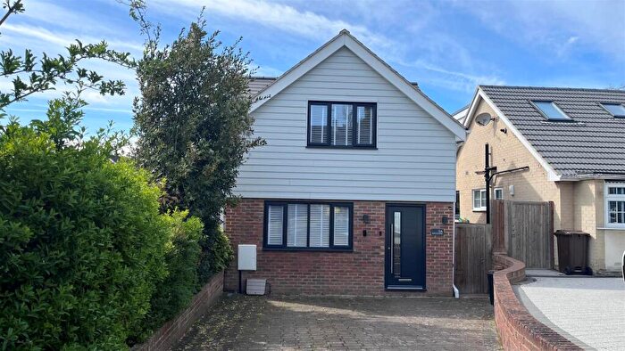 3 Bedroom Detached House To Rent In White Leaves Rise, Cuxton, Rochester, ME2