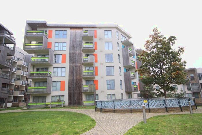2 Bedroom Flat To Rent In Glenalmond Avenue, Cambridge, CB2