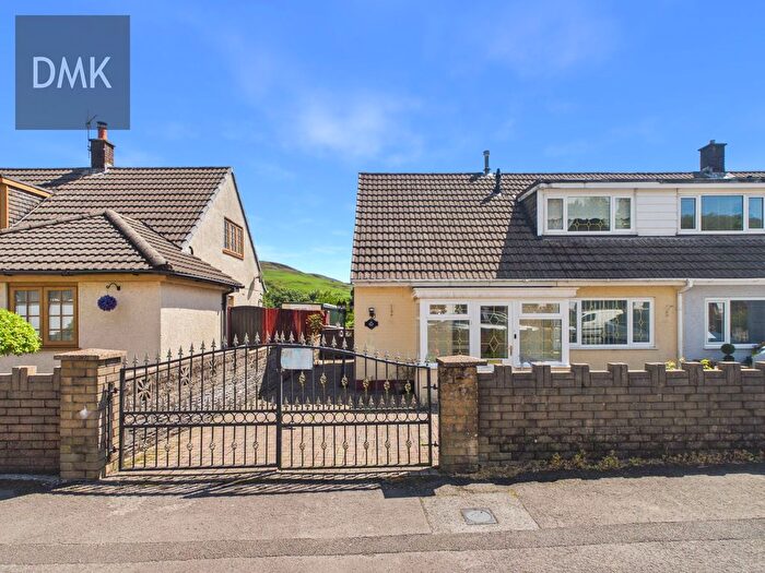 3 Bedroom Bungalow For Sale In Heol Ty-Gwyn, Maesteg, CF34