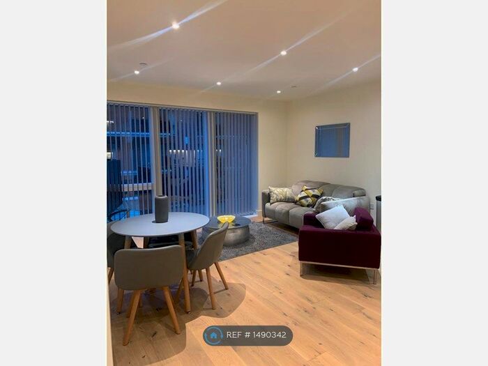 1 Bedroom Flat To Rent In Tyger Houses, London, SE18