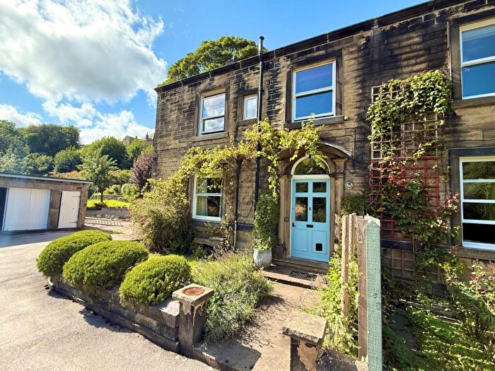 1 Bedroom Maisonette To Rent In Woodhead Road, Holmfirth, West Yorkshire, HD9