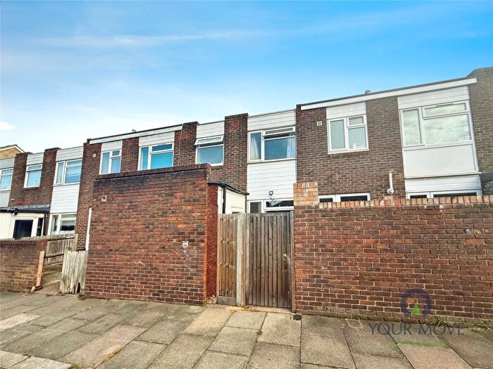 3 Bedroom Terraced House For Sale In White Hart Road, London, SE18