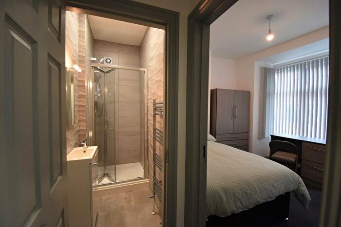 5 Bedroom Terraced House To Rent In Raddlebarn Road Selly Oak, B29