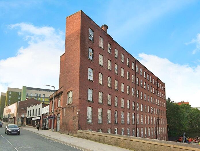 1 Bedroom Flat To Rent In Wellington Road South, Stockport, Greater Manchester, SK3