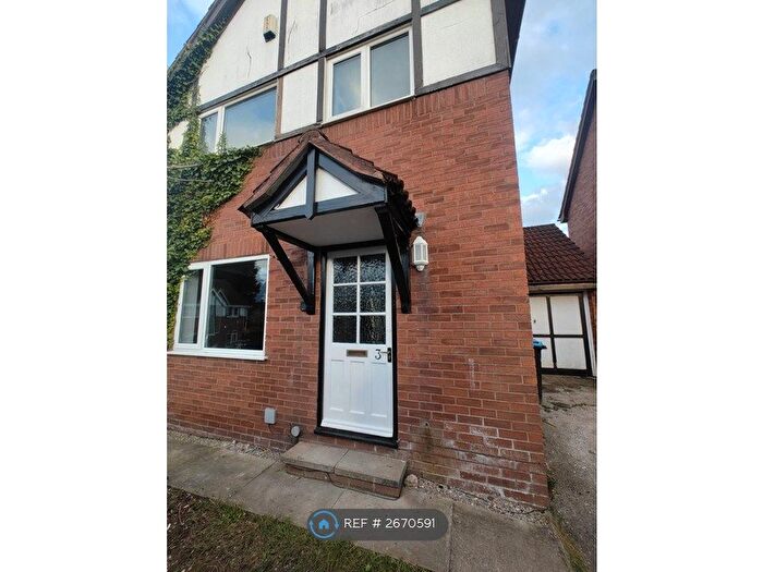 3 Bedroom Detached House To Rent In Carlton Close, Mickle Trafford, Chester, CH2