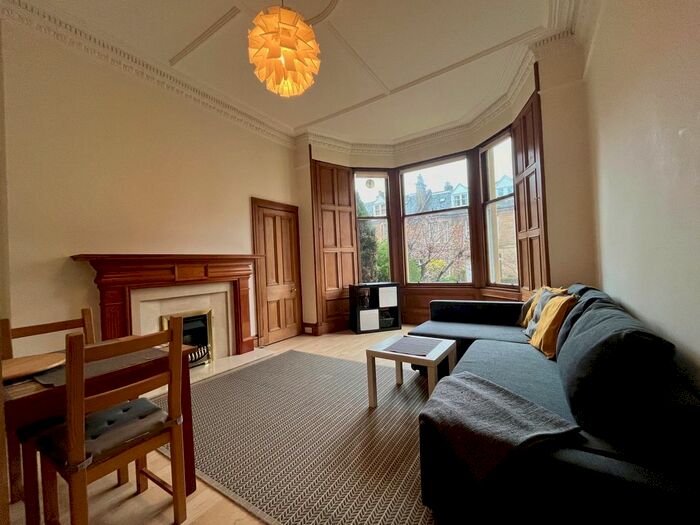 2 Bedroom Flat To Rent In Comiston Road, Morningside, Edinburgh, EH10