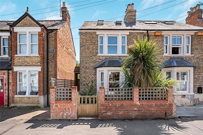 3 Bedroom Semi-detached House For Sale In Howard Street, East Oxford, OX4