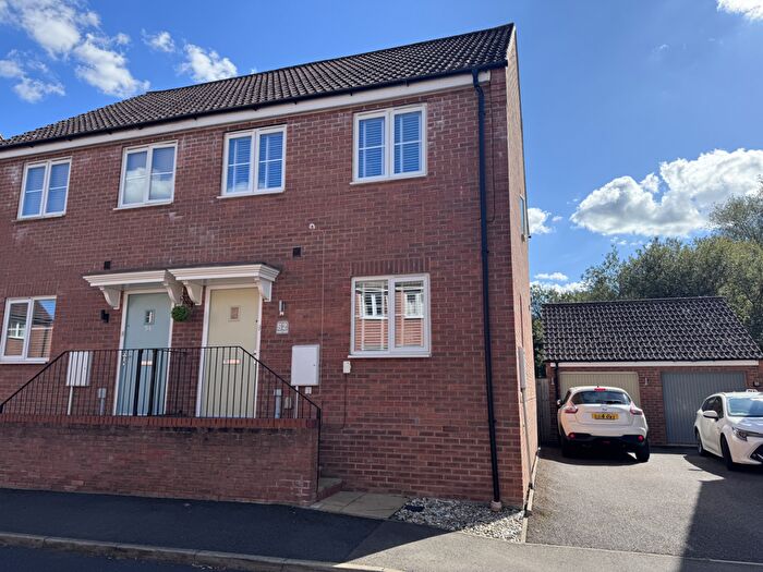 3 Bedroom Semi-Detached House For Sale In Dairy Way, Gaywood, King's Lynn, PE30