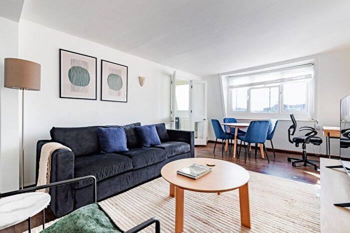 2 Bedroom Flat To Rent In Earl's Court, SW5