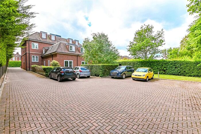 2 Bedroom Flat For Sale In Milton Manor, Manor Road, New Milton, Hampshire, BH25