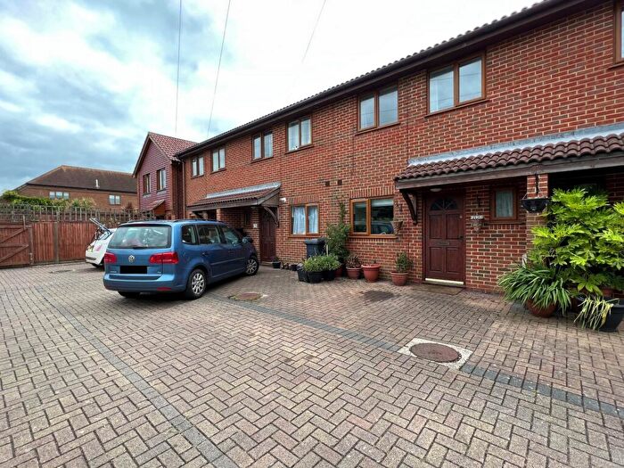 3 Bedroom House To Rent In Station Drive, Walmer, CT14