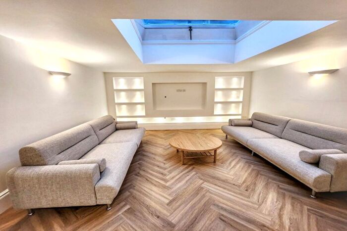 3 Bedroom Terraced House To Rent In Boston Place, Marylebone, London, NW1