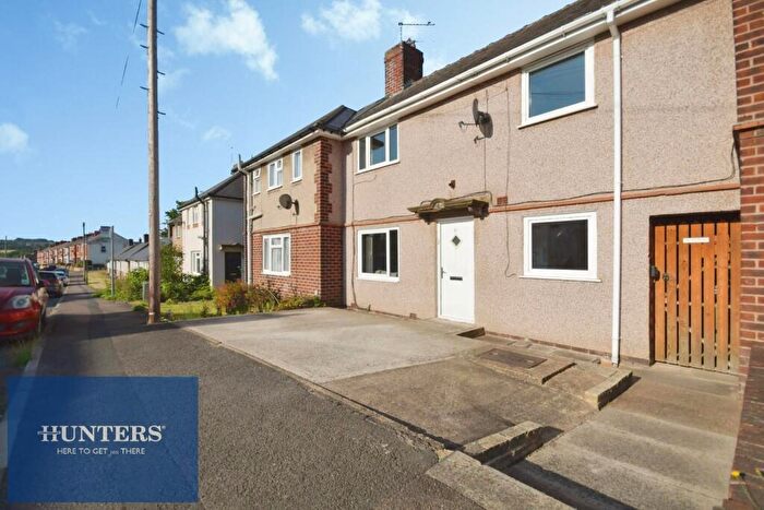 4 Bedroom Terraced House For Sale In Devonshire Avenue North, New Whittington, Chesterfield, S43