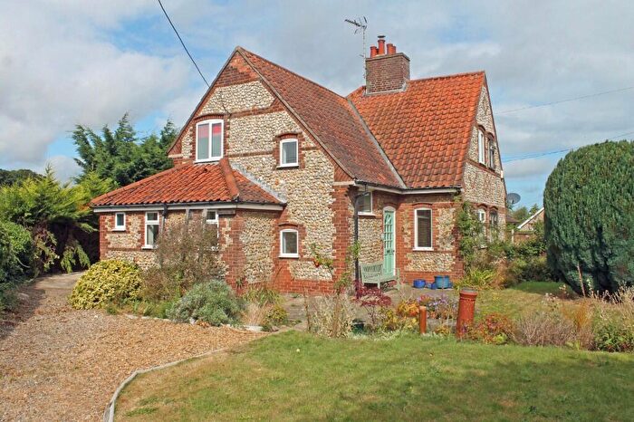 3 Bedroom Semi-Detached House To Rent In Cley Road, Holt, Norfolk, NR25
