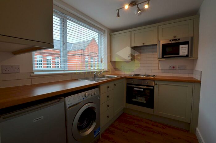 1 Bedroom Apartment To Rent In Avenue Road Extension, Clarendon Park, LE2