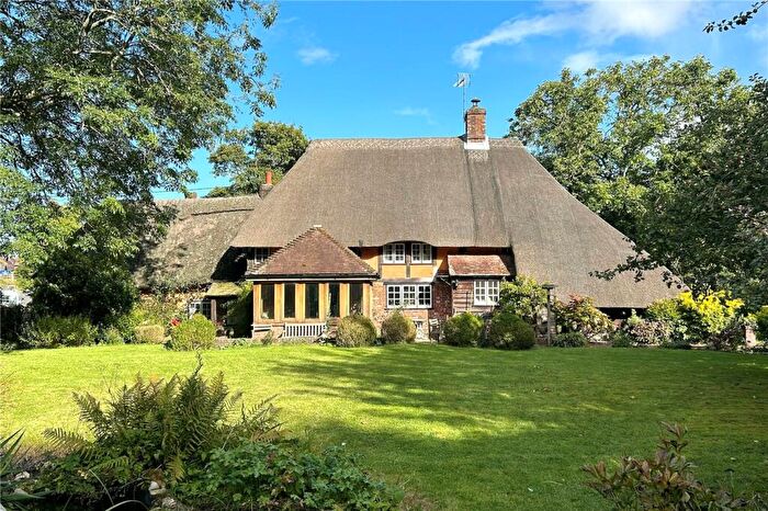 4 Bedroom Detached House For Sale In South Gardens, South Harting, Petersfield, GU31