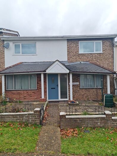 3 Bedroom Terraced House To Rent In Achilles Road, Chatham, ME5