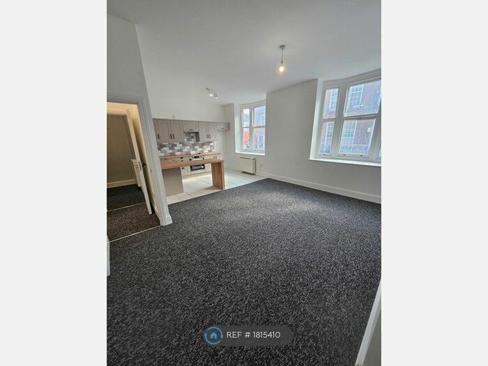 1 Bedroom Flat To Rent In Rugby, Rugby, CV21