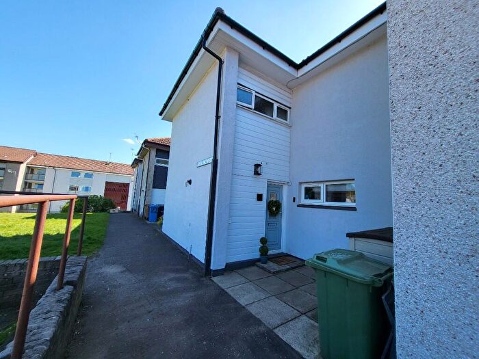 4 Bedroom Terraced House For Sale In Ash Grove, Livingston, West Lothian, EH54