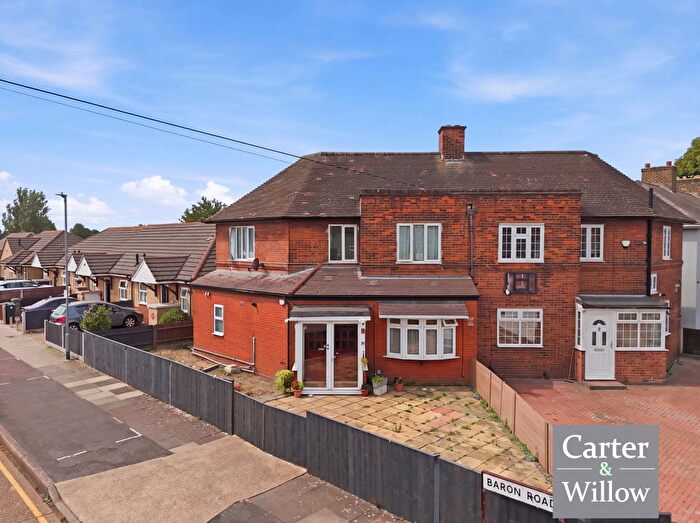4 Bedroom Semi-Detached House For Sale In Baron Road, Dagenham, RM8