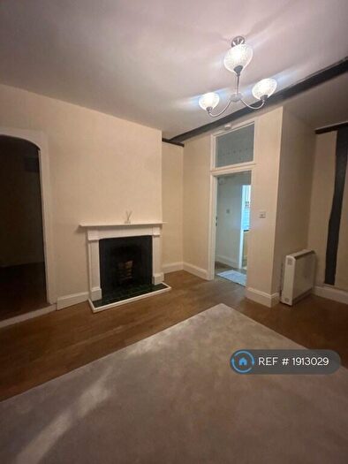 2 Bedroom Flat To Rent In Ongar, Ongar, CM5