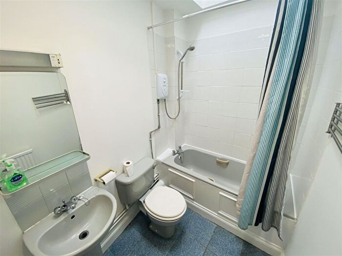 1 Bedroom Flat To Rent In Belle Court, Bellevue Road, Totterdown, Bristol, BS4